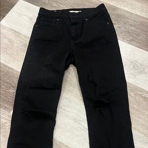 Levi's Women's Black Straight Leg Jeans